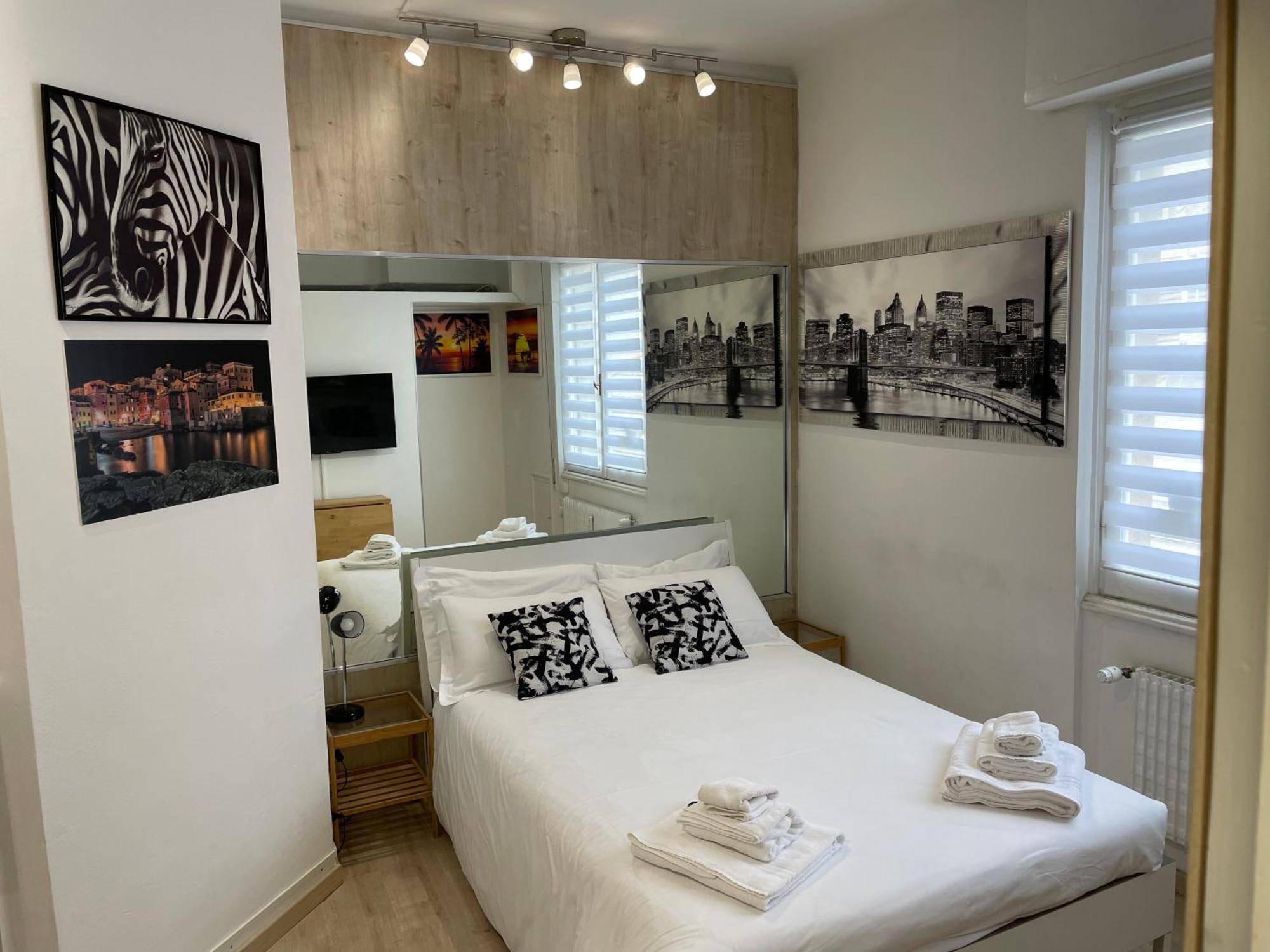 Living Genova Apartment Bagian luar foto